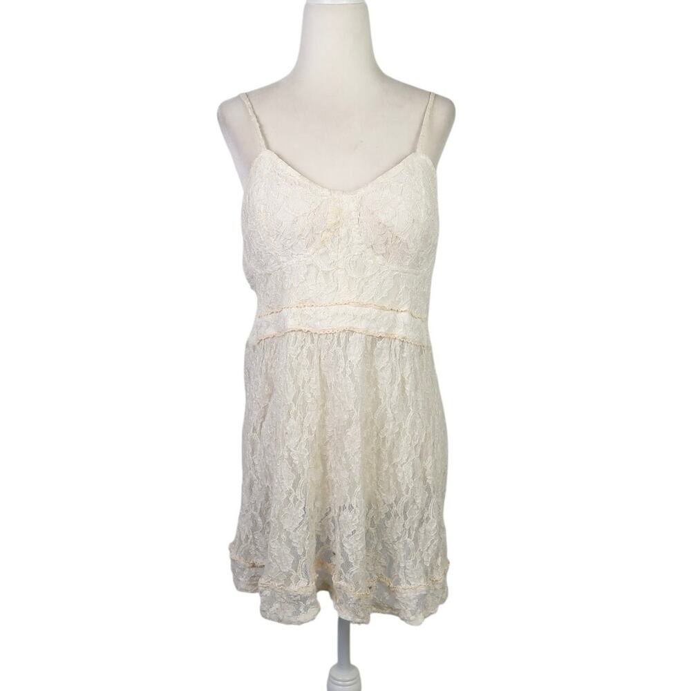 Vintage Y2K American Rag cream floral lace tunic top L